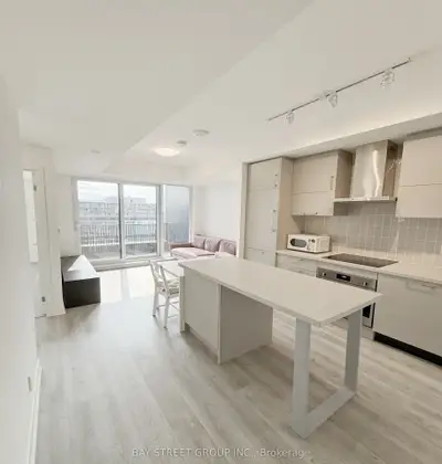 Condo Apartment in Markham
