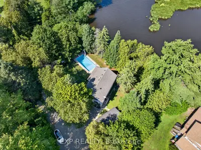 1 Aird Court, Georgina, On L0e 1a0