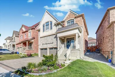104 Holland Vista Street, East Gwillimbury, On L9n 0t4