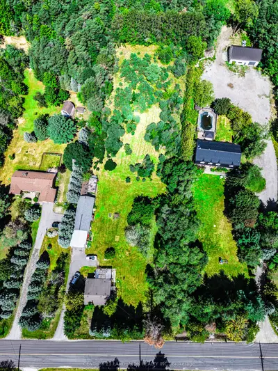 4192 Vivian Road, Whitchurch-stouffville, On L0g 1e0
