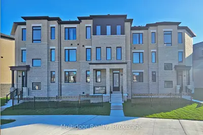 Att/Row/Townhouse in Vaughan