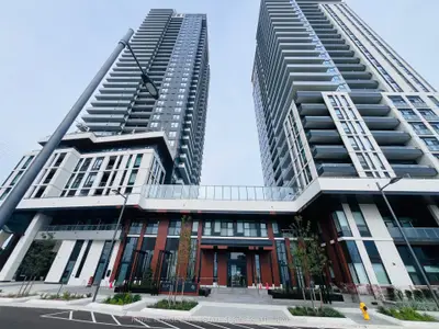 Condo Apartment in Vaughan
