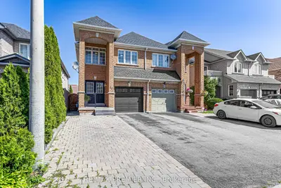 Semi-Detached in Vaughan