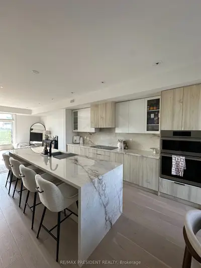 Att/Row/Townhouse in Vaughan