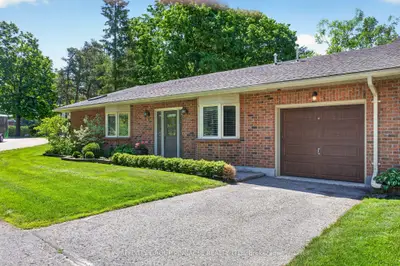 90 Parklawn Boulevard 1, Brock, On L0k 1a0
