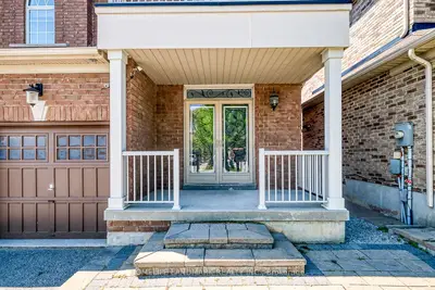 52 Chelsea Crescent, Bradford West Gwillimbury, On L3z 0j7