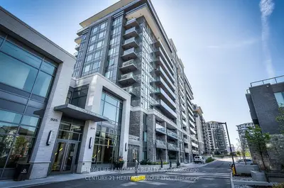 Condo Apartment in Markham