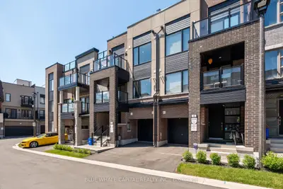 16 Herman Gilroy Lane, Markham, On L6c 3l7