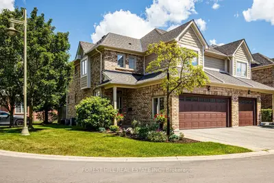 69 Louisbourg Way, Markham, On L6e 2a2