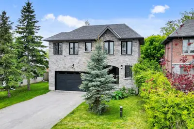 530 Duclos Point Road, Georgina, On L0e 1n0