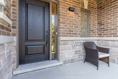 5 Harry Thornton Lane, Uxbridge, On L9p 0e9