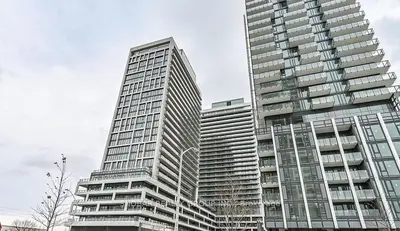Common Element Condo in Vaughan