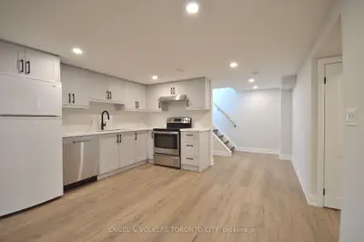 Detached in Newmarket