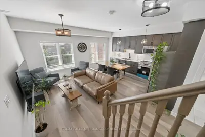3905 Major Mackenzie Drive 203, Vaughan, On L4l 1a6