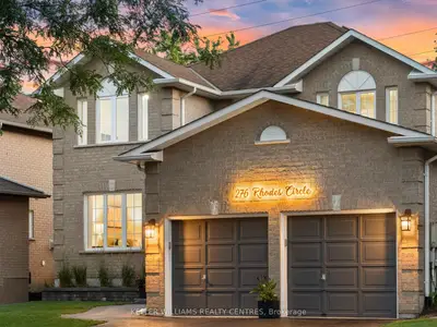 Detached in Newmarket
