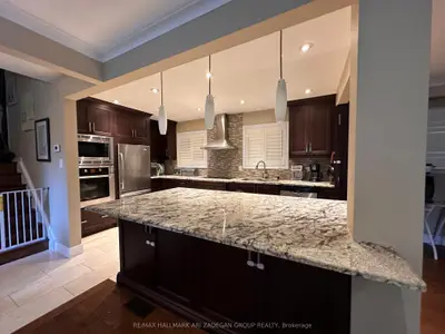 290 Gretel Drive, Richmond Hill, On L4c 4v1