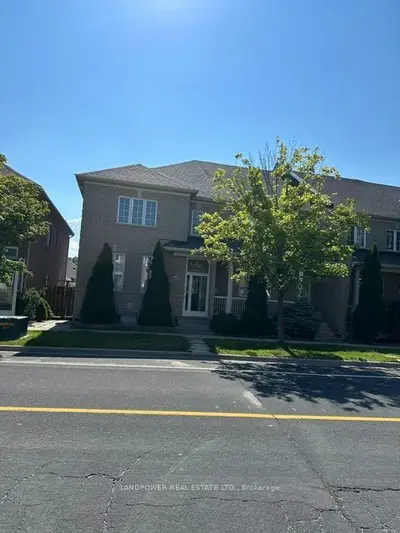 Att/Row/Townhouse in Markham