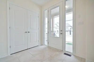 15 Kentledge Avenue, East Gwillimbury, On L9n 0w3