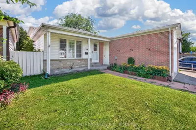 29 Springhead Gardens, Richmond Hill, On L4c 5c1