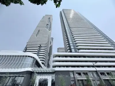 Condo Apartment in Vaughan