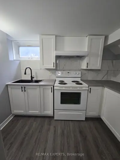Semi-Detached in Newmarket