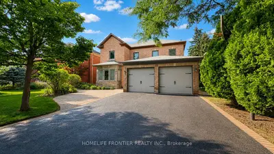 20 Bridewell Crescent, Richmond Hill, On L4c 9c4