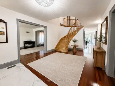 20 Bridewell Crescent, Richmond Hill, On L4c 9c4