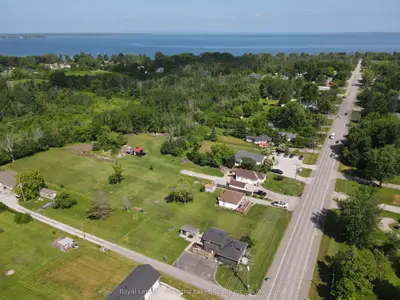 31410 Lake Ridge Road, Georgina, On L0e 1n0