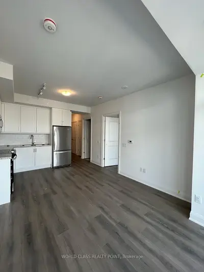 20 Gatineau Drive 1511, Vaughan, On L4j 0l3