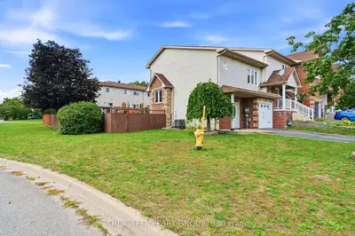 88 Parkside Crescent, Essa, On L3w 0k9