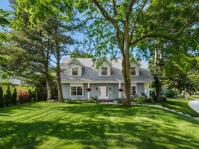 54 Starlight Crescent, Richmond Hill, On L4c 4x5