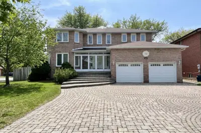 Detached in Richmond Hill