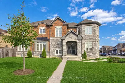 2236 Lozenby Street, Innisfil, On L9s 0m8