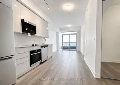 474 Caldari Road 1707, Vaughan, On L4k 0r5