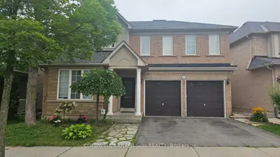 Detached in Richmond Hill
