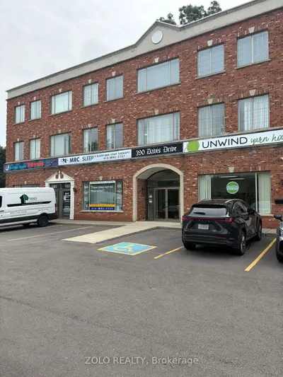 390 Davis Drive 301 Room #1, Newmarket, On L3y 7t8