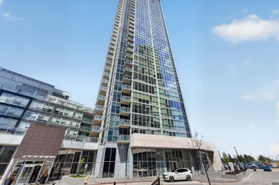 Condo Apartment in Vaughan