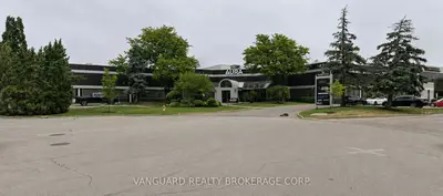 50 Casmir Court 6, Vaughan, On L4k 4j5