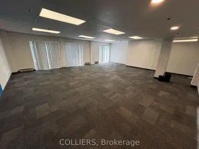 475 Edward Avenue 11b, Richmond Hill, On L4c 5e5