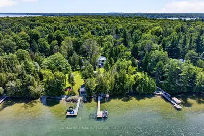 Detached in Georgina Islands