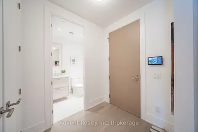 397 Royal Orchard Boulevard 103, Markham, On L3t 0h3