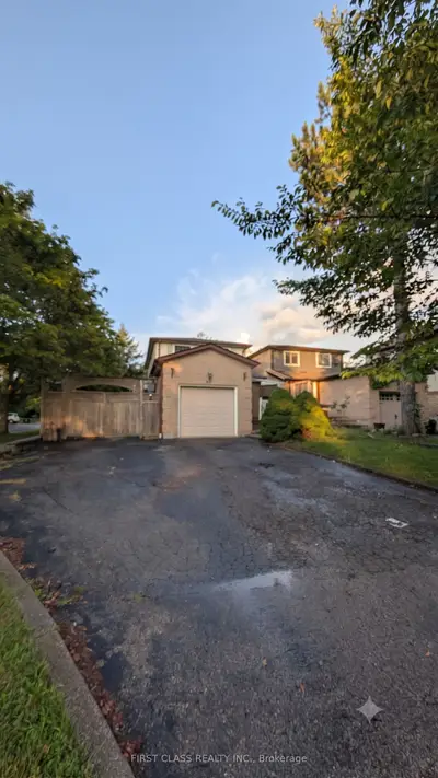 Detached in Markham