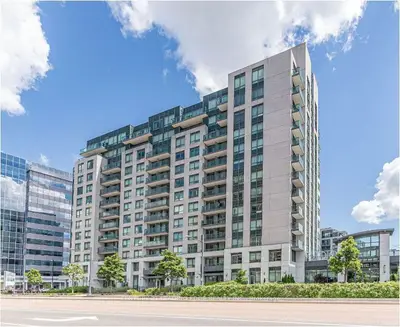 Condo Apartment in Markham