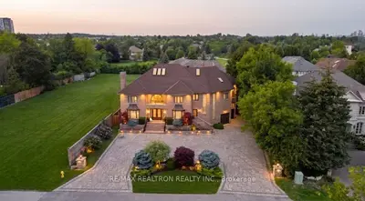 166 Arnold Avenue, Vaughan, On L4j 1b7