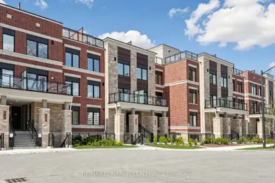60 Elizabeth Street 3405, Richmond Hill, On L4c 5w2