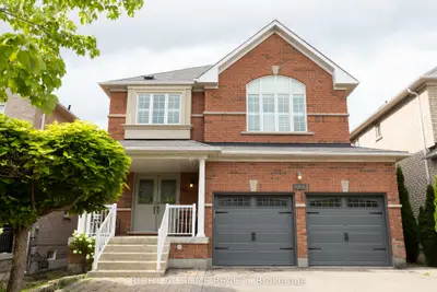 182 Maurier Boulevard, Vaughan, On L6a 0v2