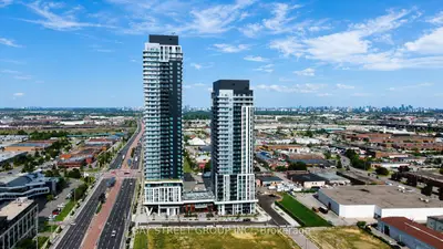 Condo Apartment in Vaughan