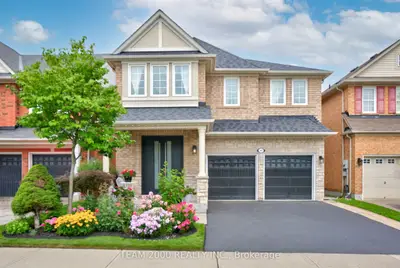 347 Carlissa Run, Newmarket, On L3x 3j9