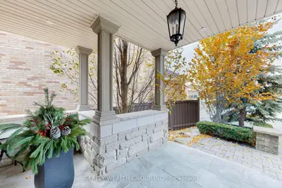 43 Catano Court, Richmond Hill, On L4s 2v4
