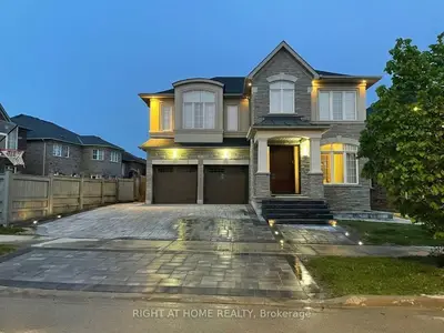 133 Woodville Drive, Vaughan, On L6a 4k4